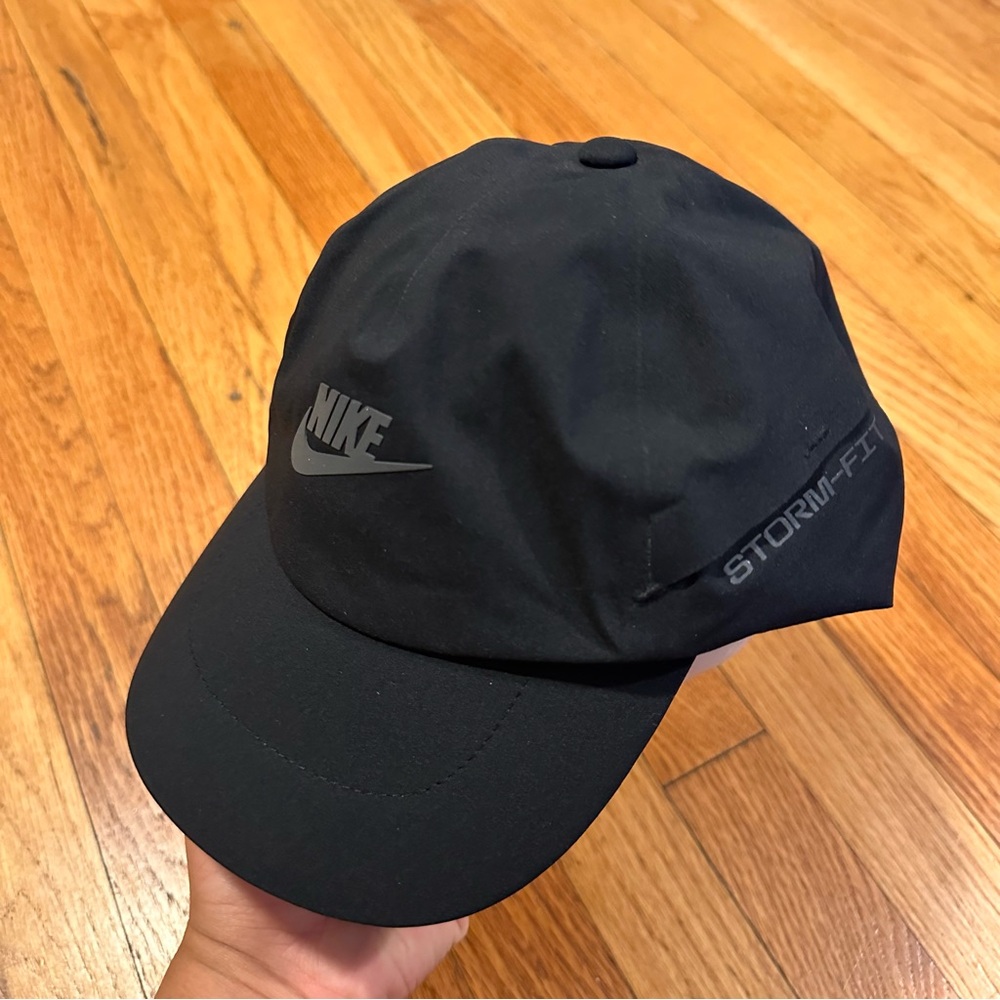 Nike Men’s Storm Fit Futura Hat Cap One Size Fits Most Waterproof Reflective